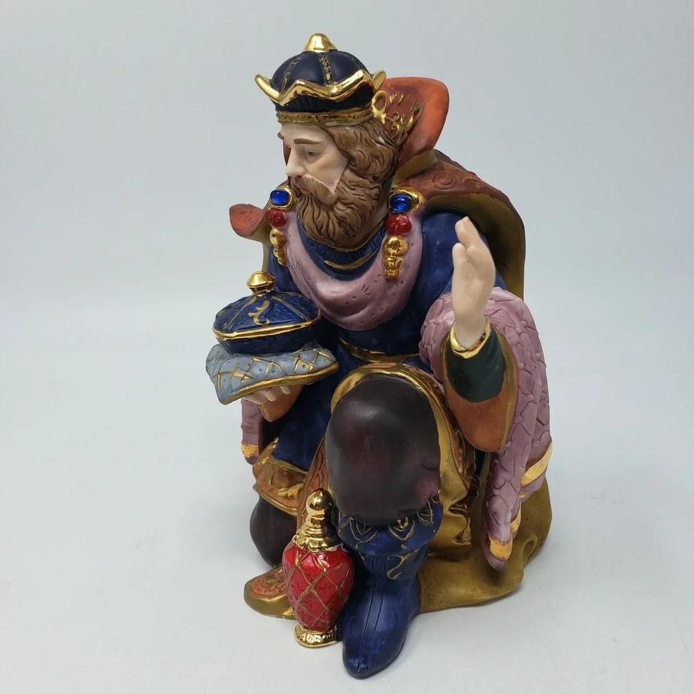 Kirkland Signature 13 Piece Porcelain Nativity Set‎ #75177 Replacement Wise Man
